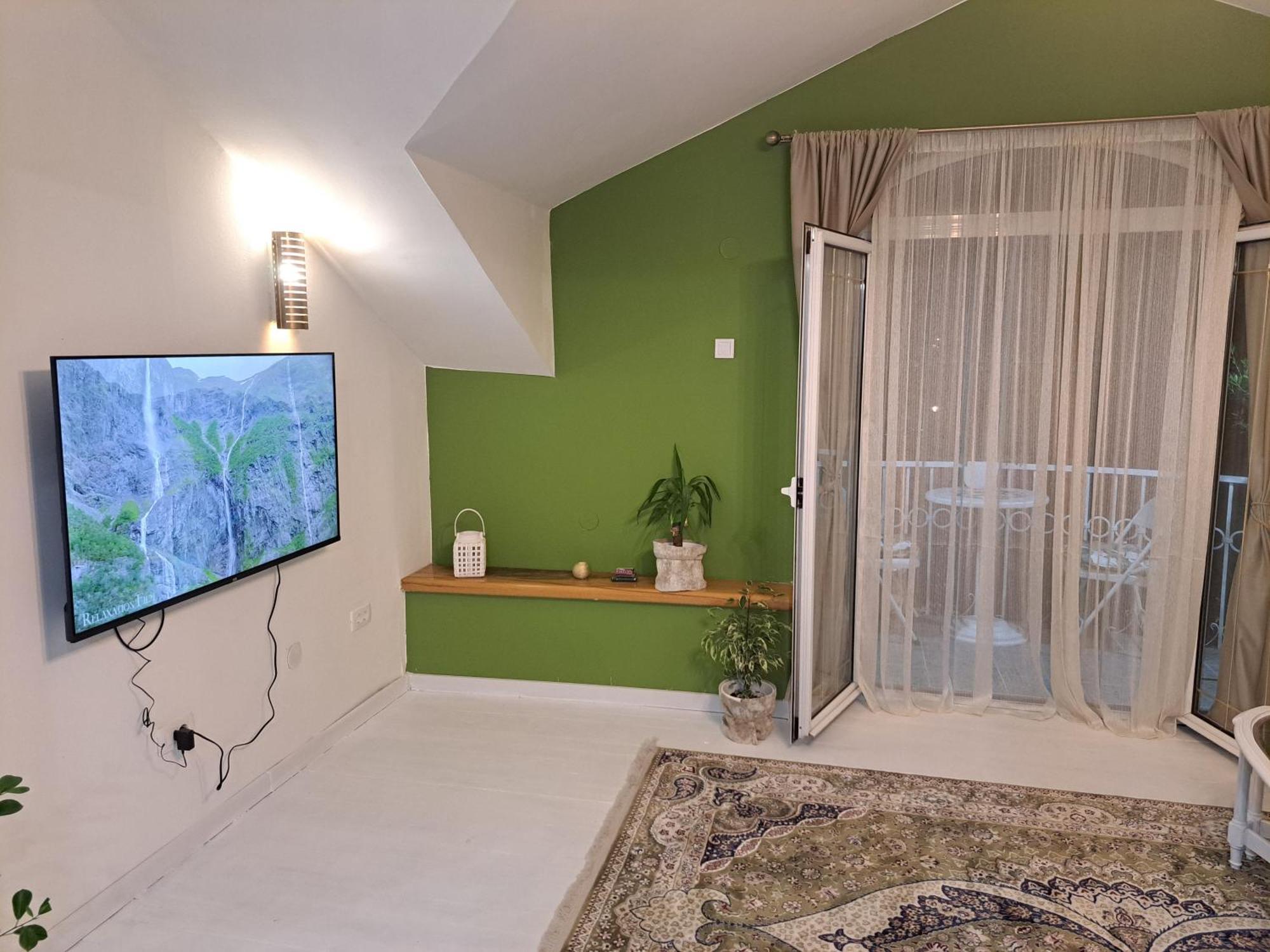 Gallery Apartment Podgorica Exterior foto